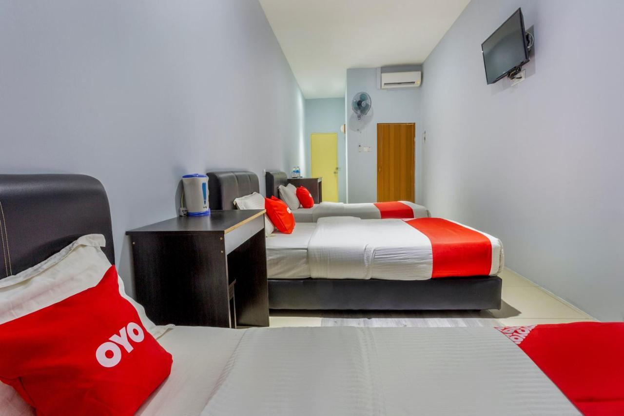 โอโย 89780 ลอดจ์ 37 Hotel ราเนา ภายนอก รูปภาพ