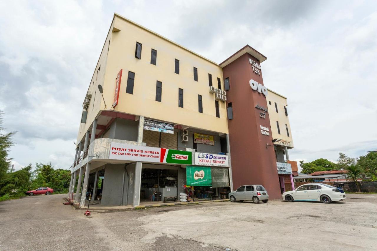 โอโย 89780 ลอดจ์ 37 Hotel ราเนา ภายนอก รูปภาพ